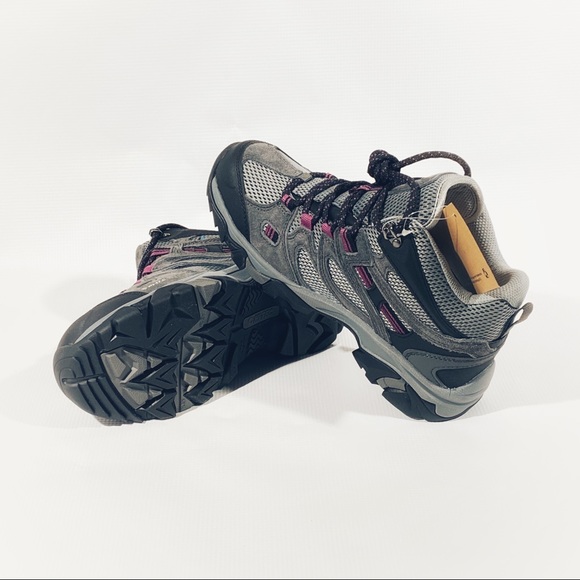 Hi-Tec Ravus Vent Mid Waterproof Hiking Boot - Picture 2 of 8